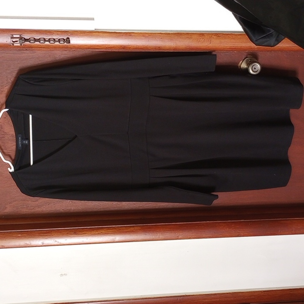 Gently Worn Land's End Black Long Sleeve Dress With Pockets
